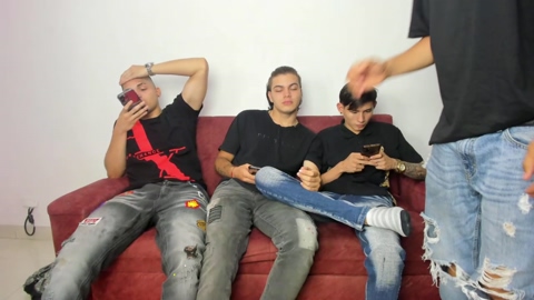 apolos_mens  31-05-2022